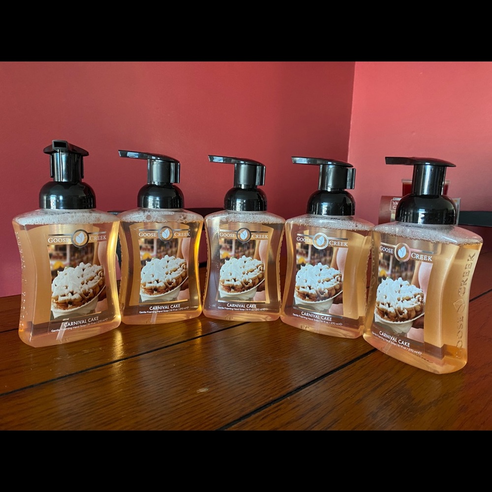 Carnival cake foaming hand soap